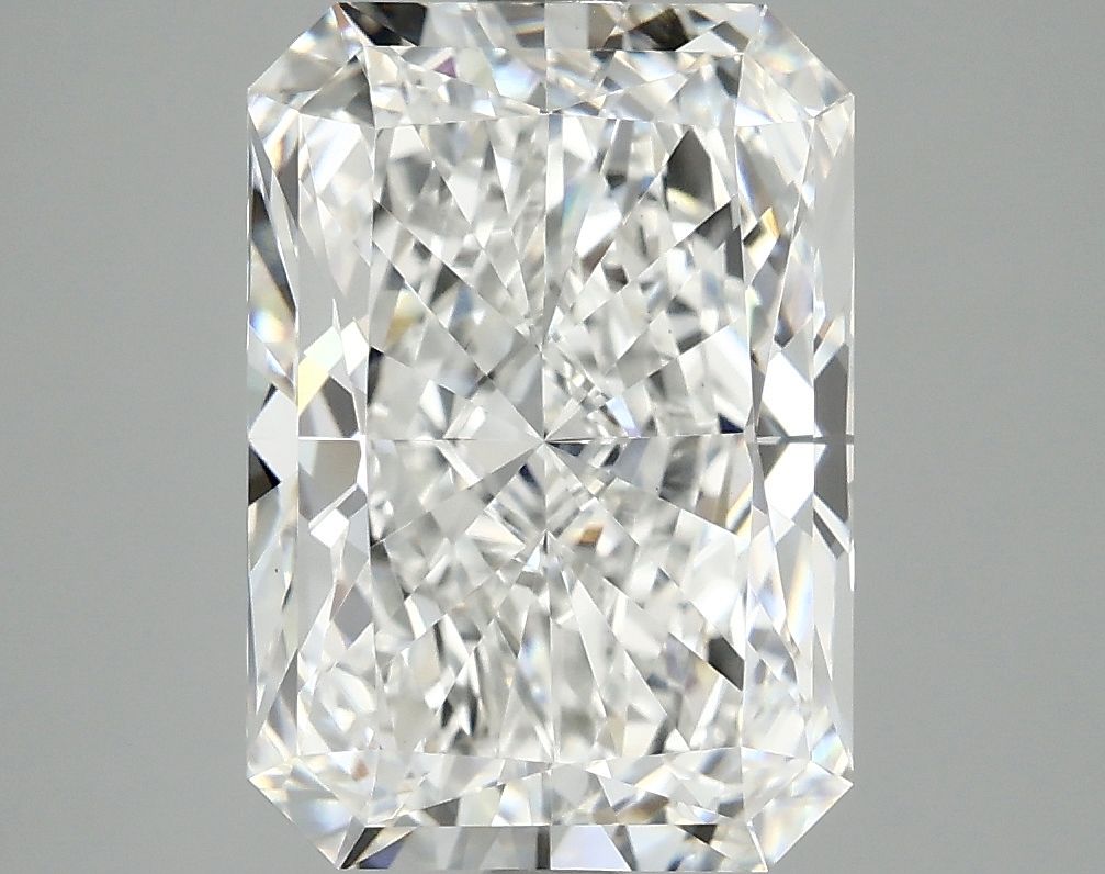 4.19 ct. radiant Lab Grown Diamond front image
