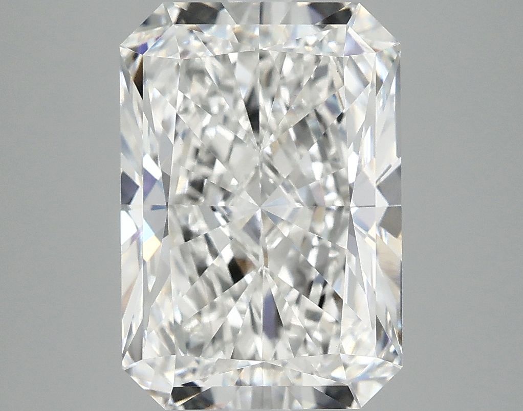 4.49 ct. radiant Lab Grown Diamond front image