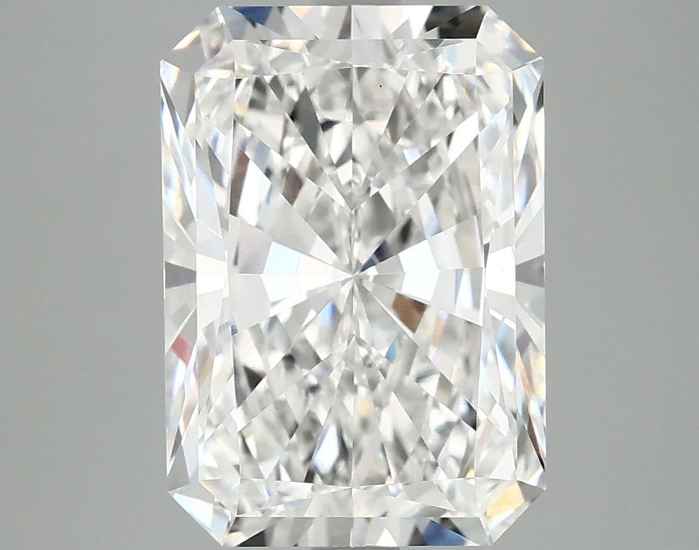 4.73 ct. radiant Lab Grown Diamond front image