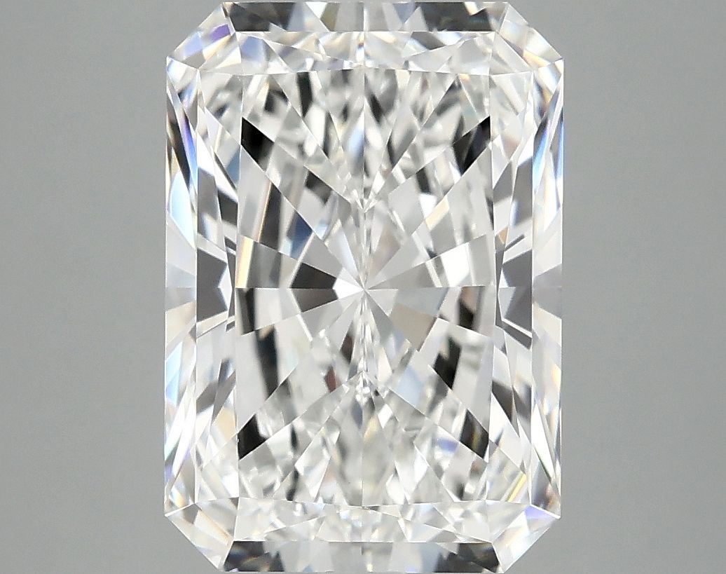 4.99 ct. radiant Lab Grown Diamond front image