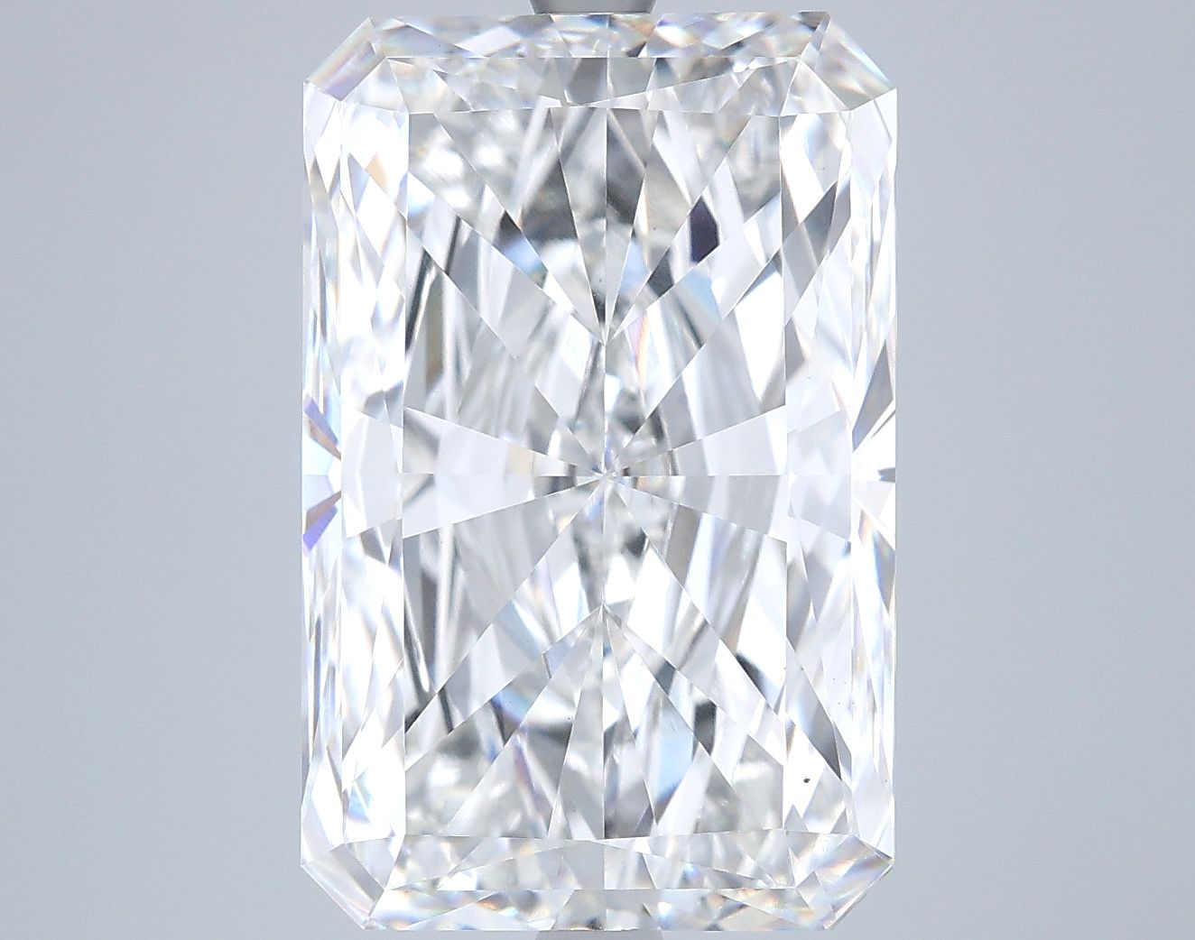 9.00 ct. radiant Lab Grown Diamond front image