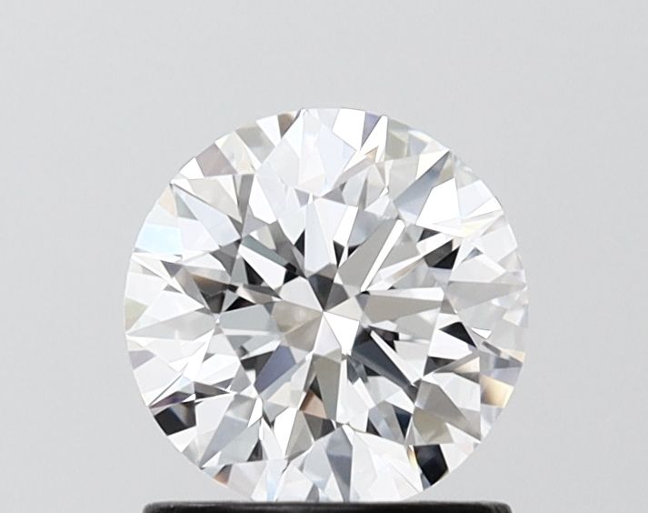1.04 ct. round Lab Grown Diamond front image