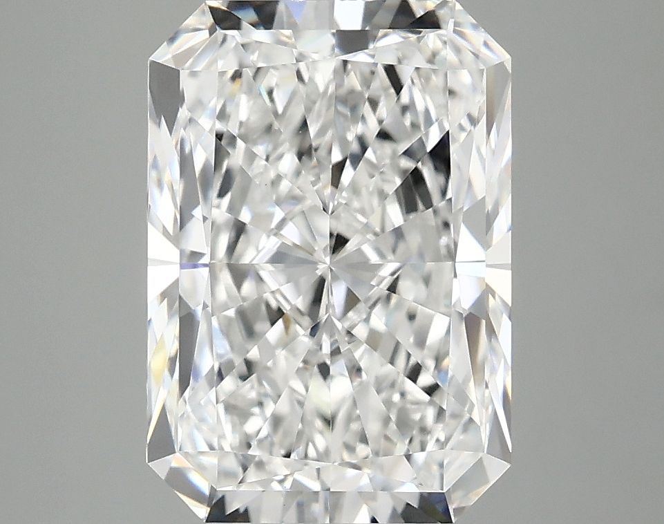4.04 ct. radiant Lab Grown Diamond front image