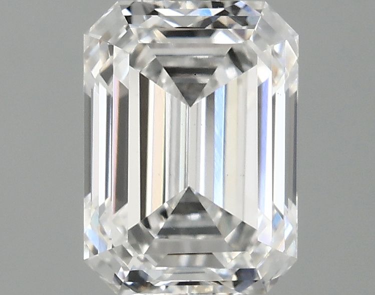 1.05 ct. emerald Lab Grown Diamond front image