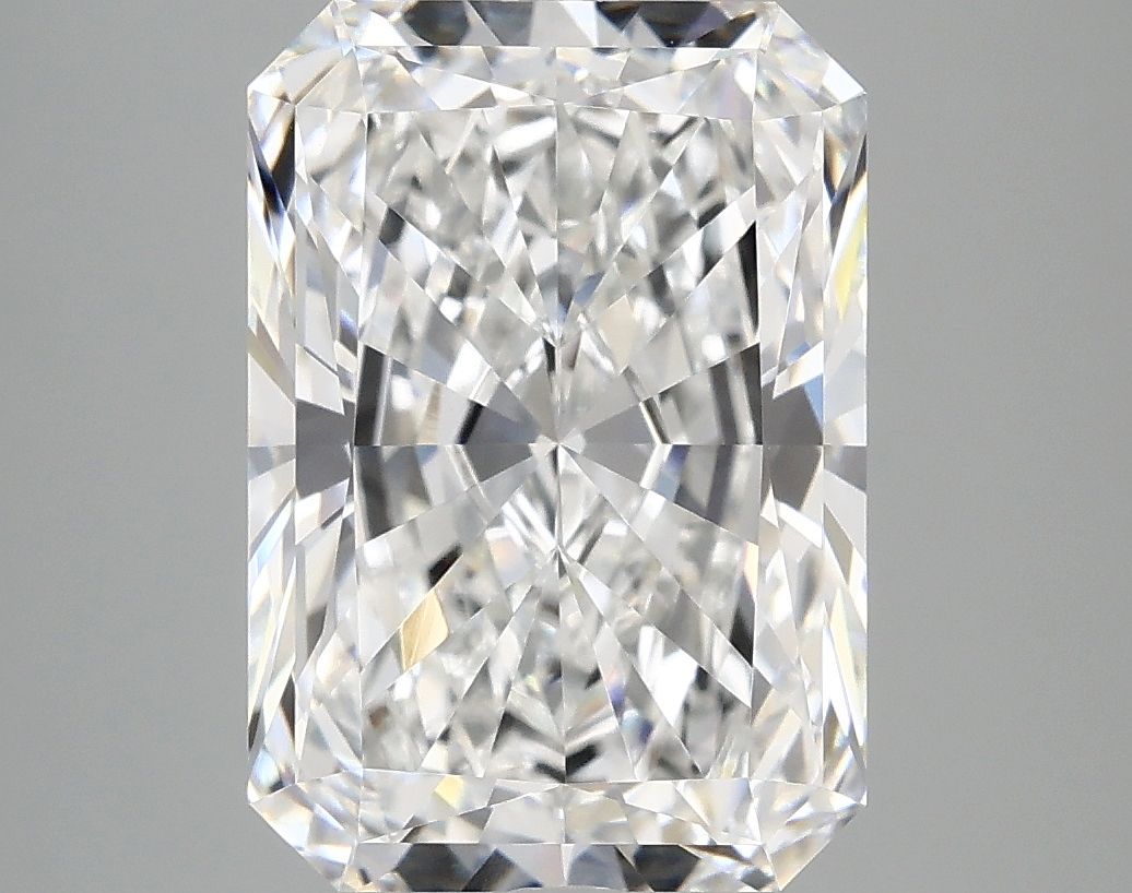 4.98 ct. radiant Lab Grown Diamond front image