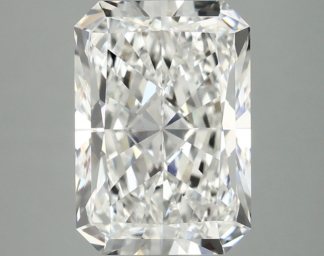 5.04 ct. radiant Lab Grown Diamond front image