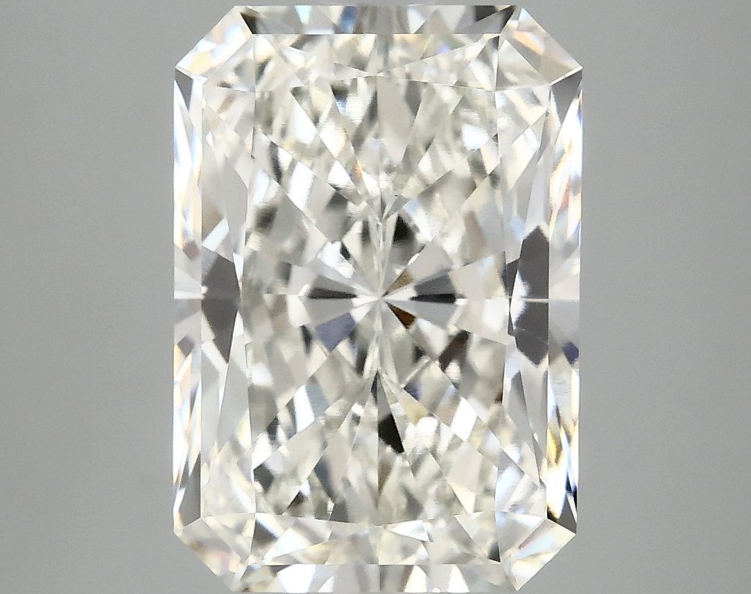 4.79 ct. radiant Lab Grown Diamond front image