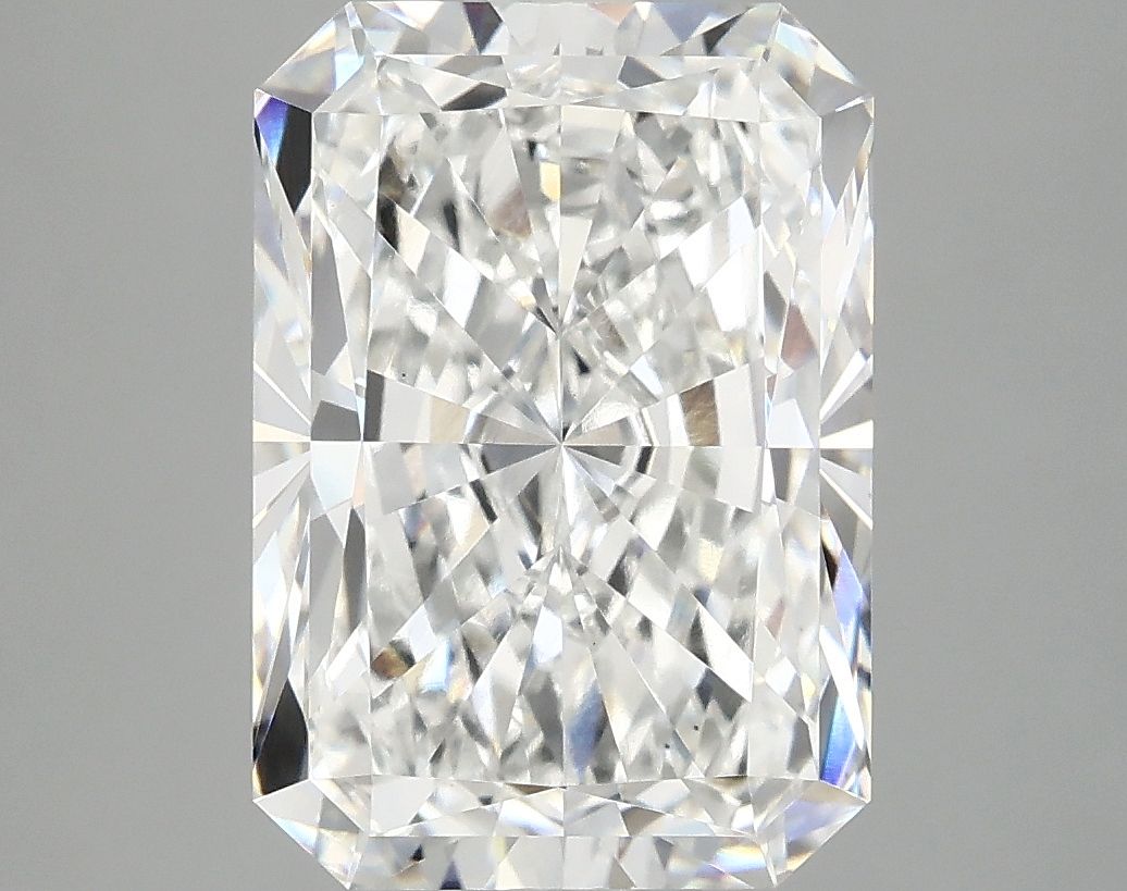 5.00 ct. radiant Lab Grown Diamond front image