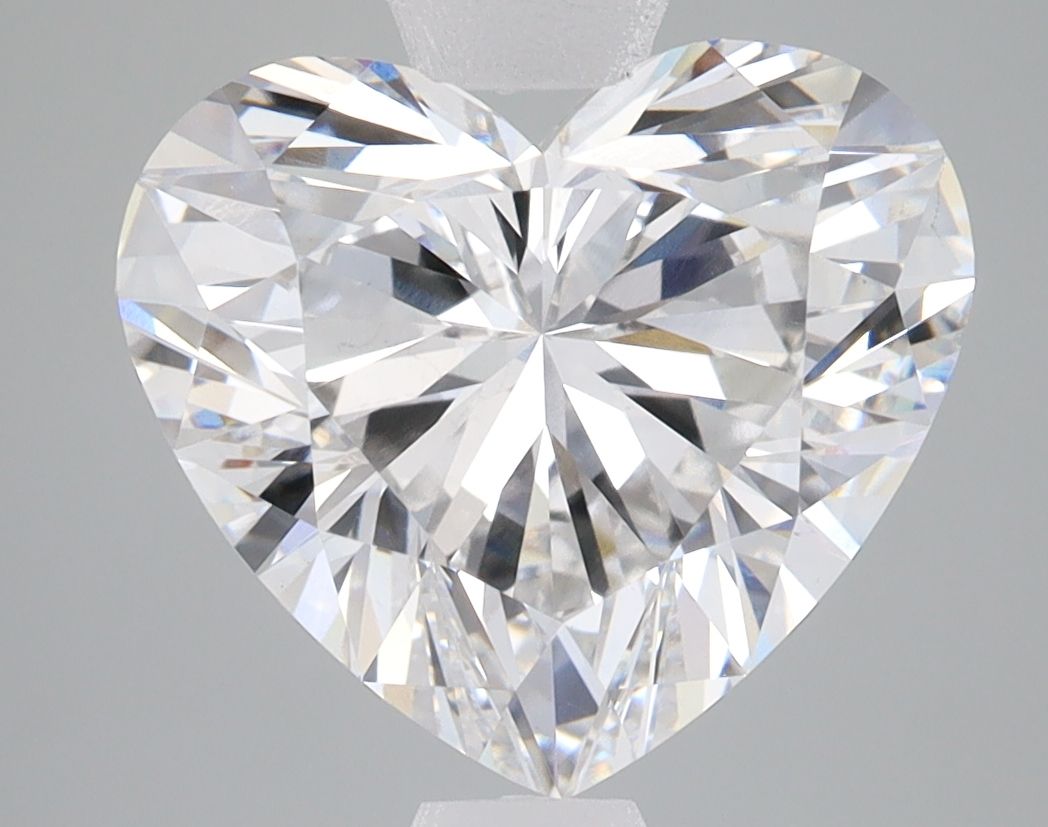 4.68 ct. heart Lab Grown Diamond front image