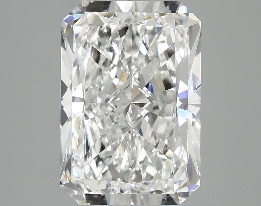 2.87 ct. radiant Lab Grown Diamond front image