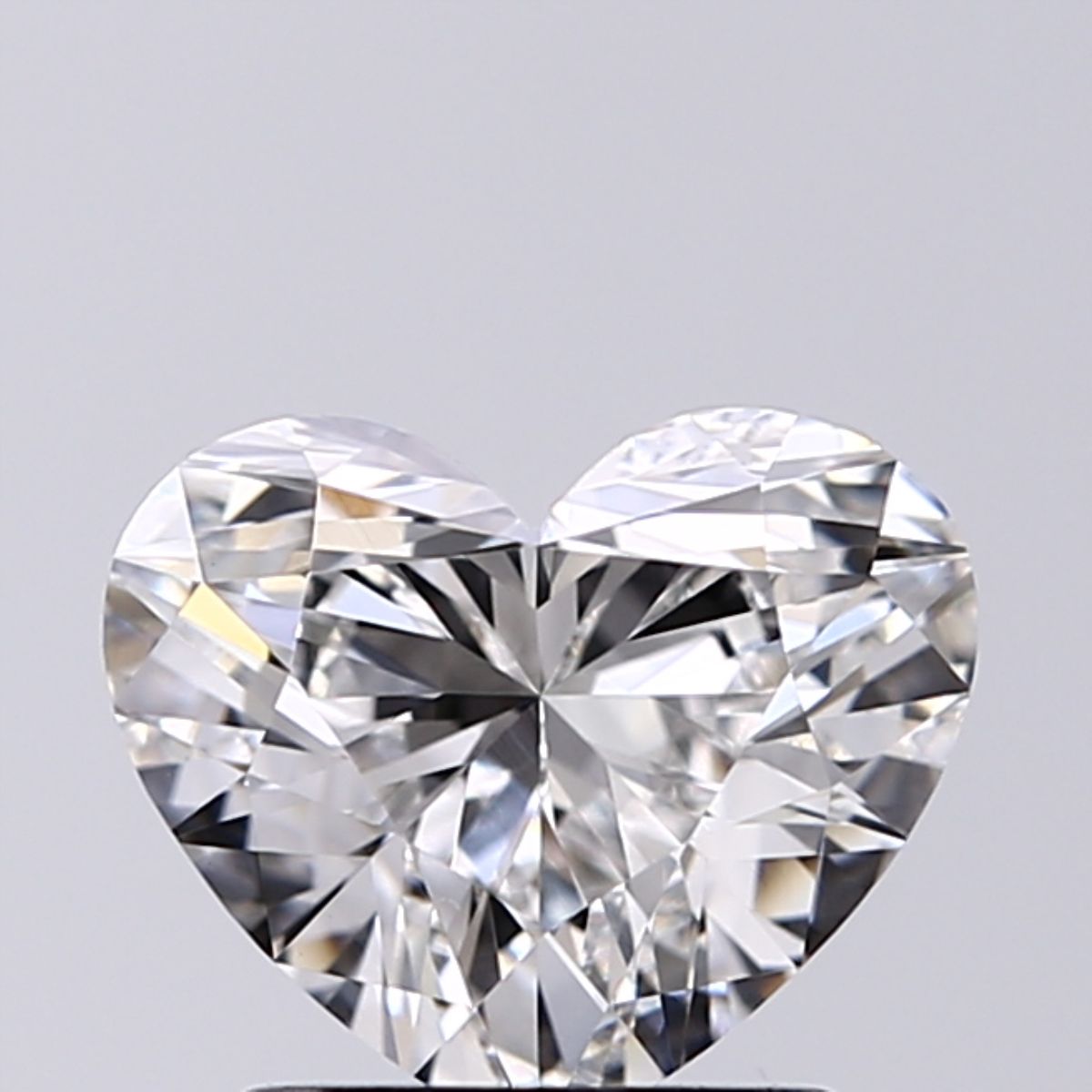 1.40 ct. heart Lab Grown Diamond front image