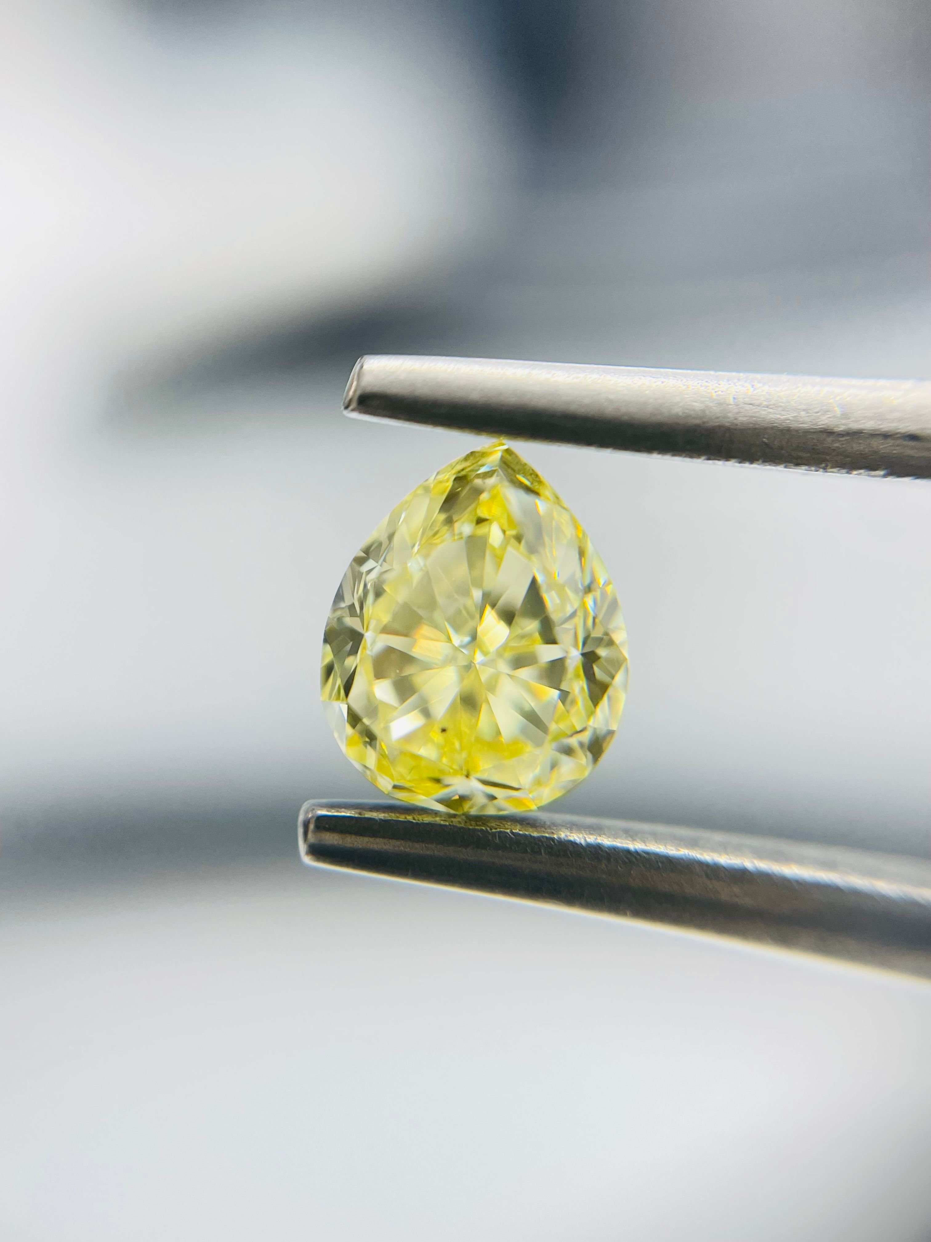 1.15 Carat Pear Diamond Fancy Intense Yellow VS2