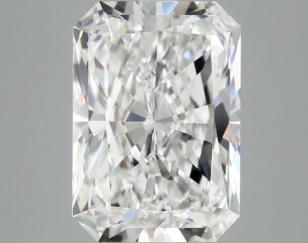 4.96 ct. radiant Lab Grown Diamond front image
