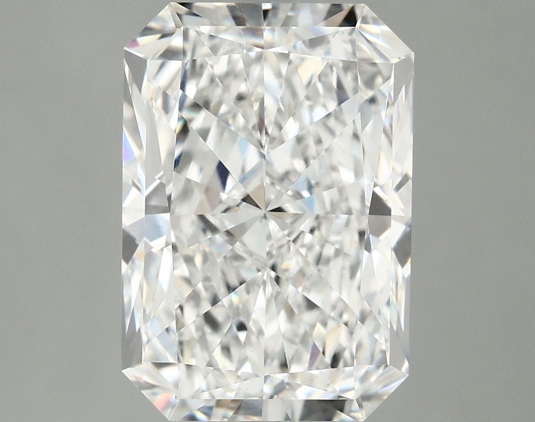 4.89 ct. radiant Lab Grown Diamond front image
