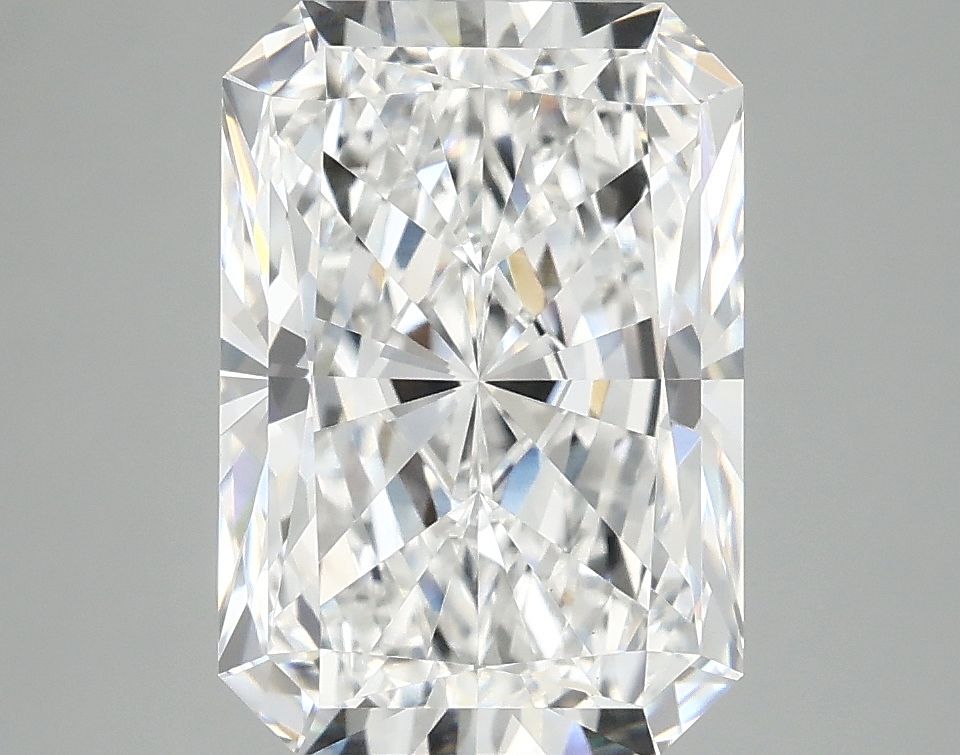 4.04 ct. radiant Lab Grown Diamond front image
