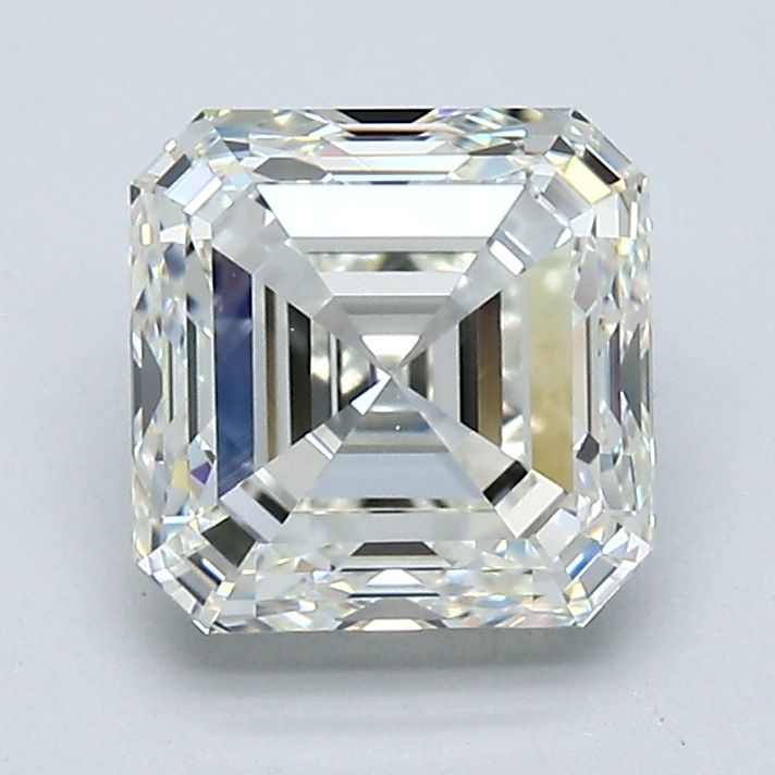 2.01 ct Square Emerald diamond