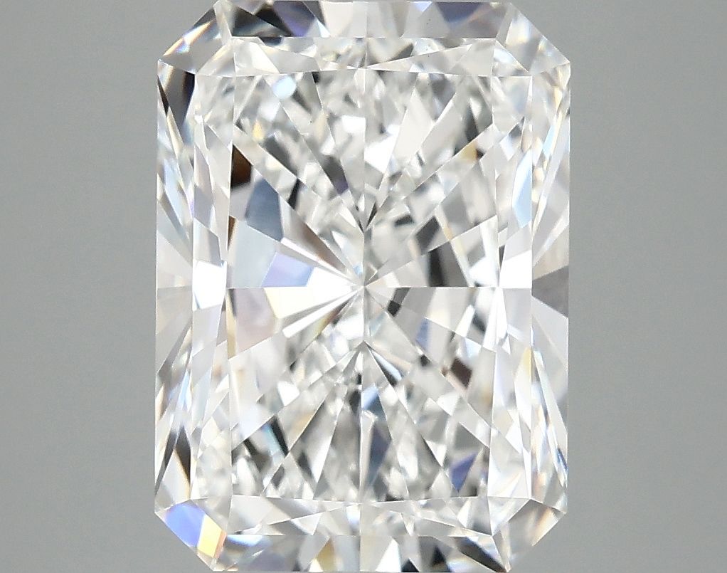 5.04 ct. radiant Lab Grown Diamond front image