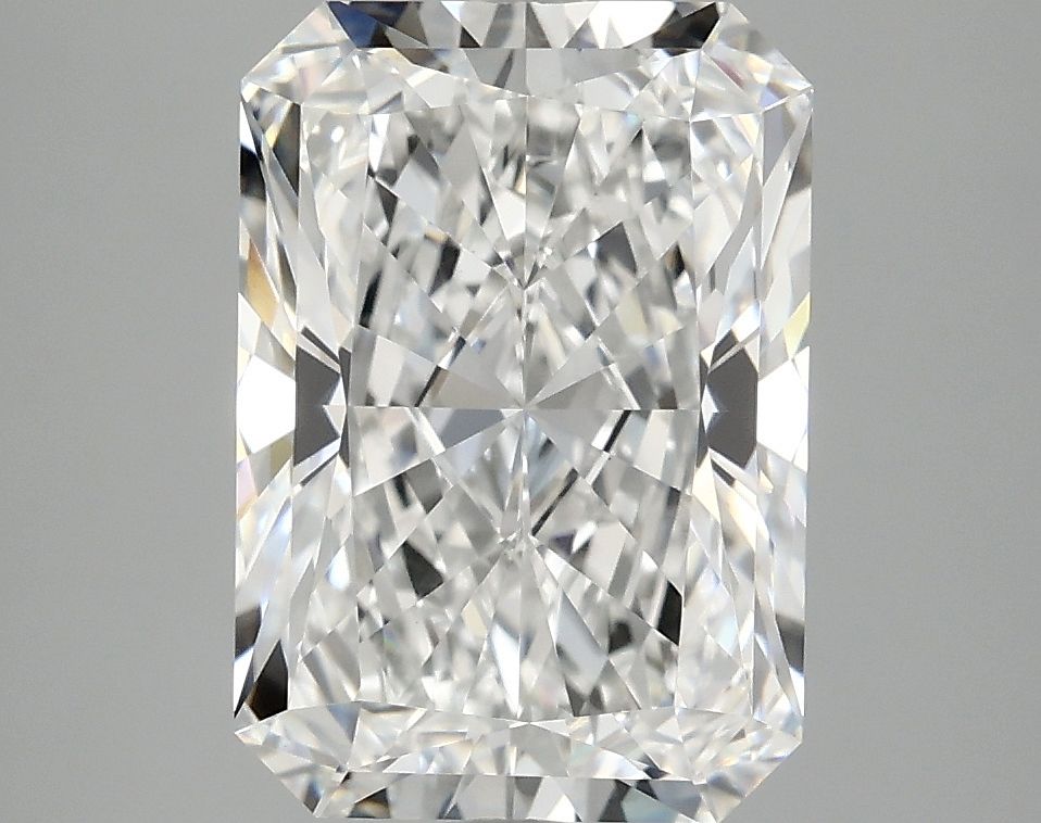 4.02 ct. radiant Lab Grown Diamond front image