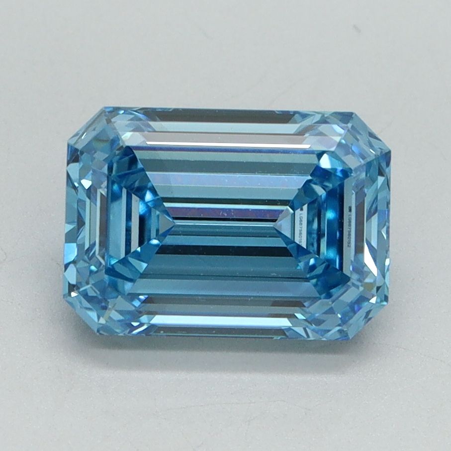 2.20 ct. emerald Lab Grown Diamond front image