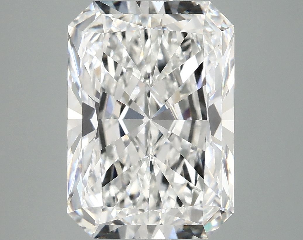 4.88 ct. radiant Lab Grown Diamond front image