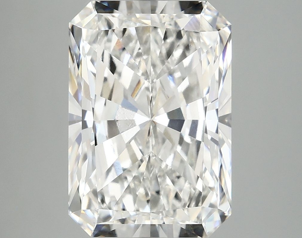 4.52 ct. radiant Lab Grown Diamond front image