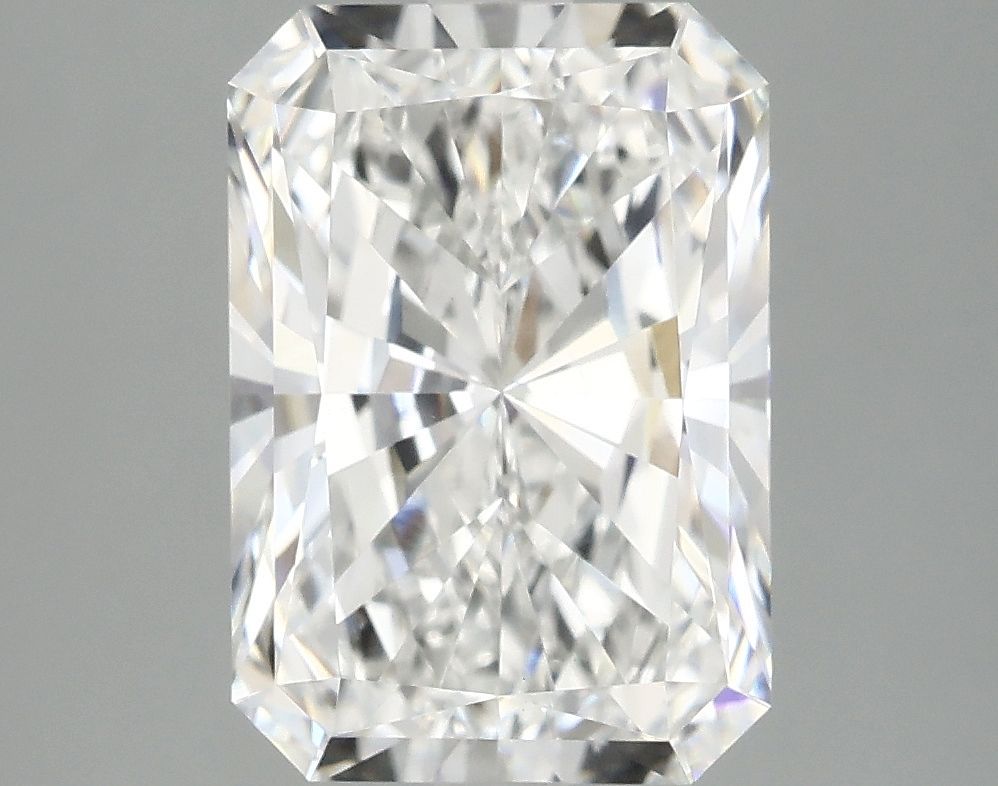 3.87 ct. radiant Lab Grown Diamond front image