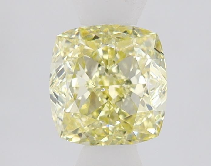 1.05 Carat Cushion brilliant Diamond Fancy Yellow SI1