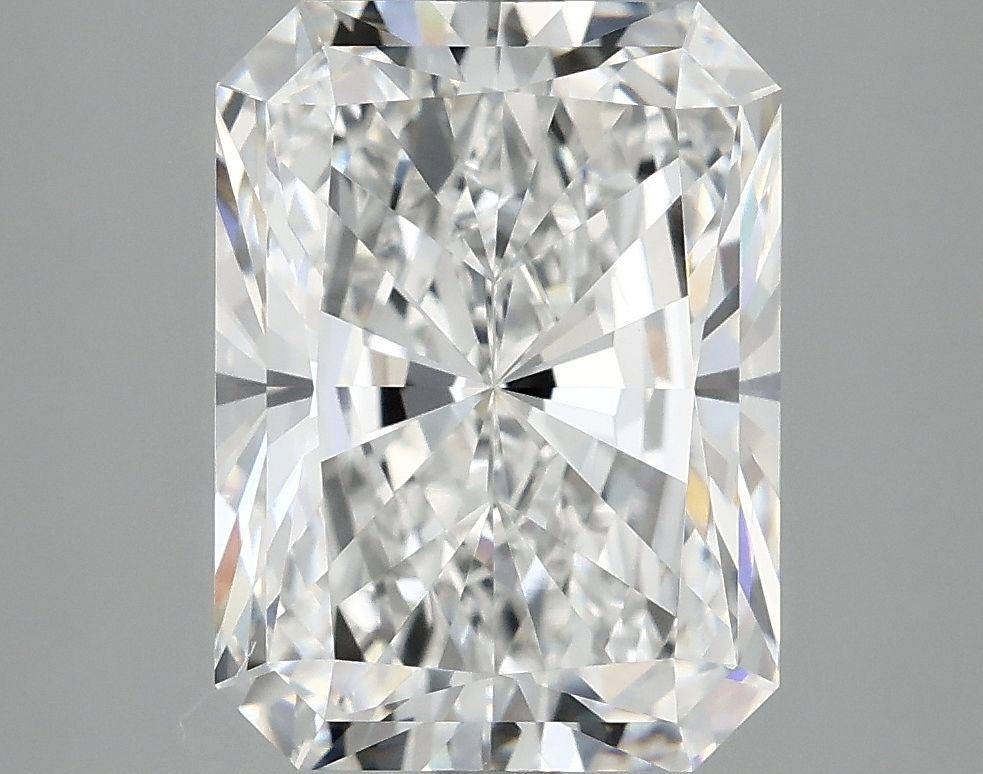 3.90 ct. radiant Lab Grown Diamond front image