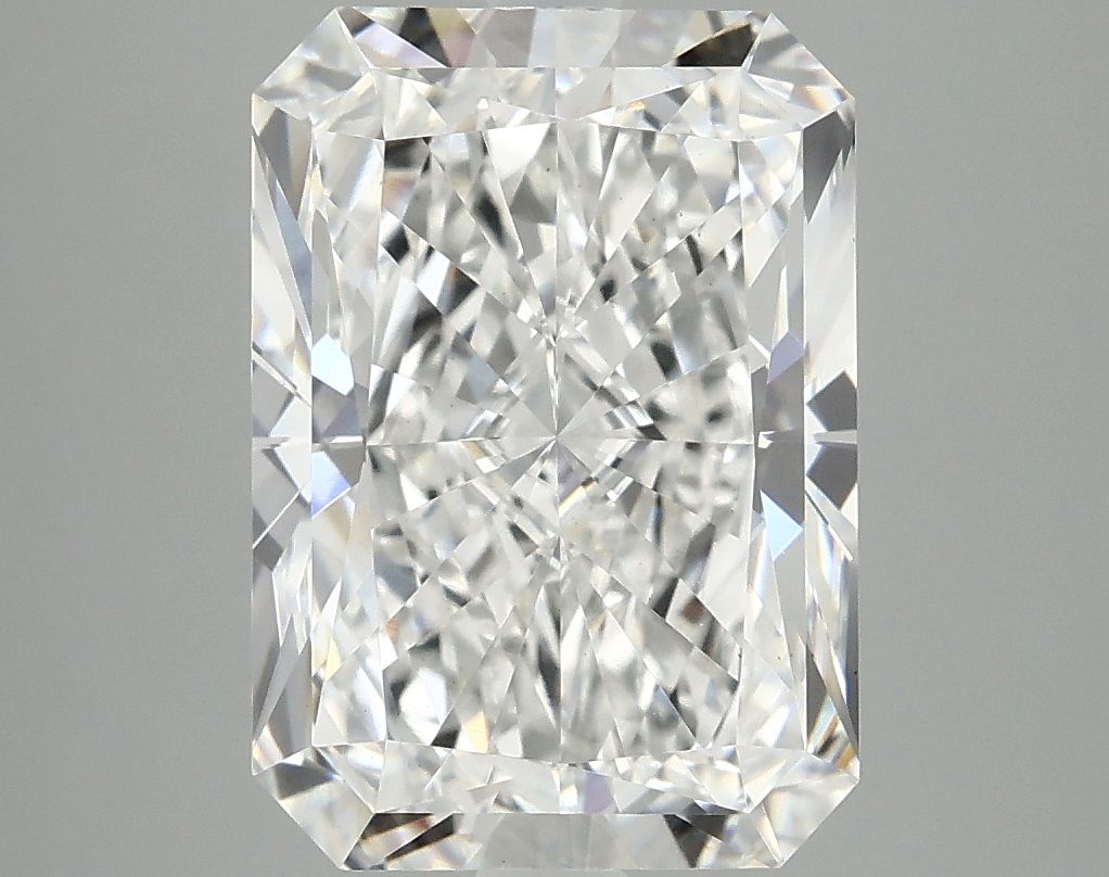 4.73 ct. radiant Lab Grown Diamond front image