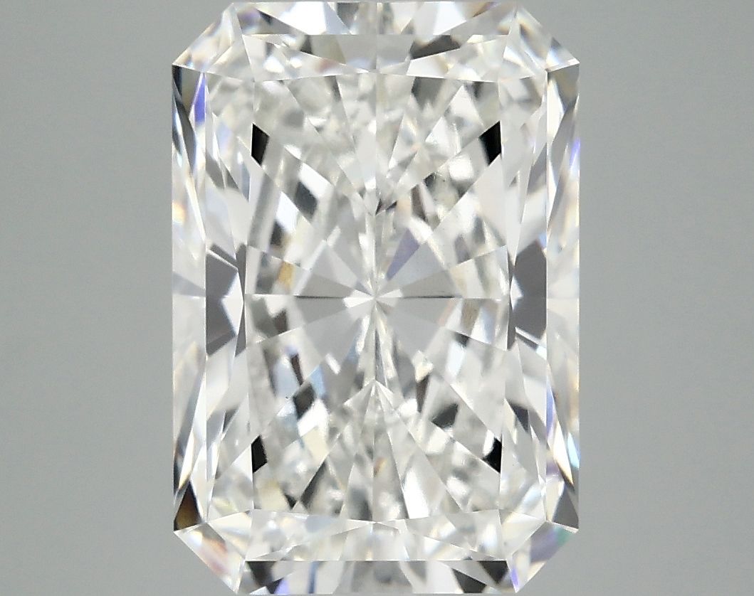 5.00 ct. radiant Lab Grown Diamond front image
