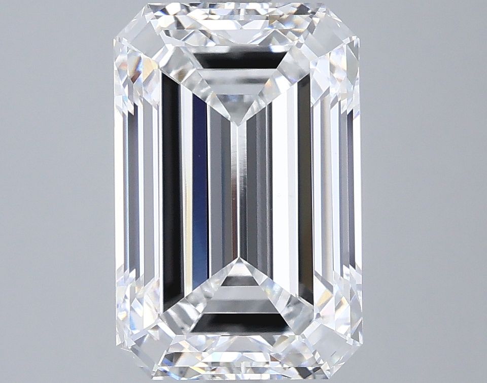4.05 ct. emerald Lab Grown Diamond front image