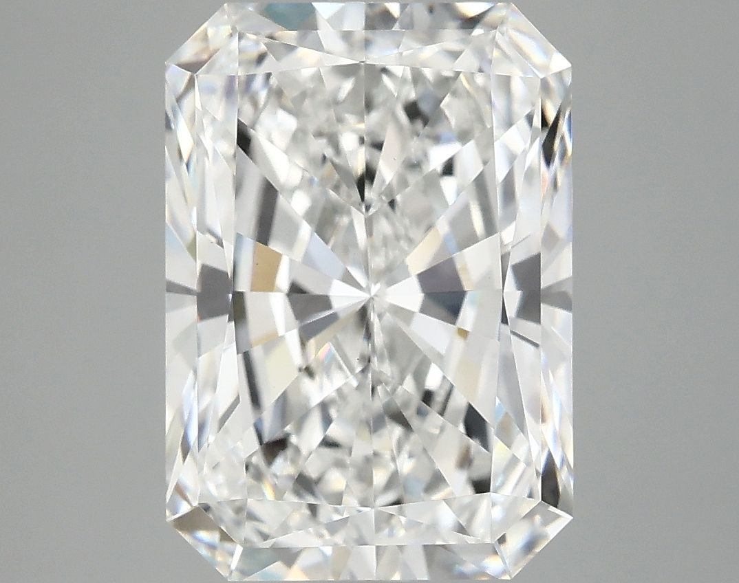 5.04 ct. radiant Lab Grown Diamond front image