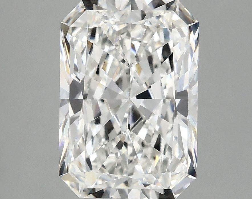 3.02 ct. radiant Lab Grown Diamond front image