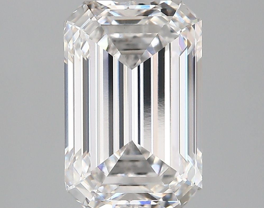 4.22 ct. emerald Lab Grown Diamond front image