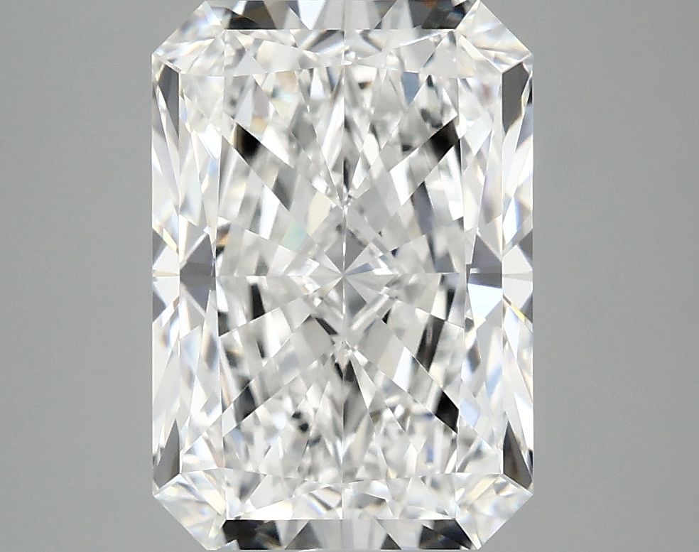 3.95 ct. radiant Lab Grown Diamond front image