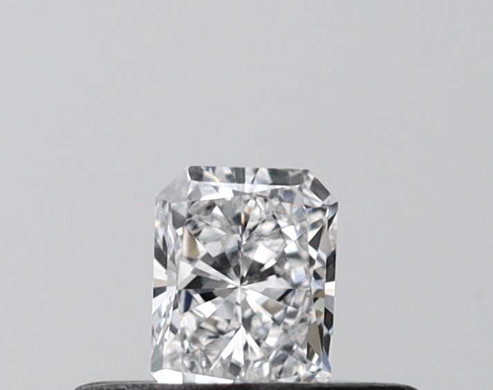 0.22ct Radiant diamond