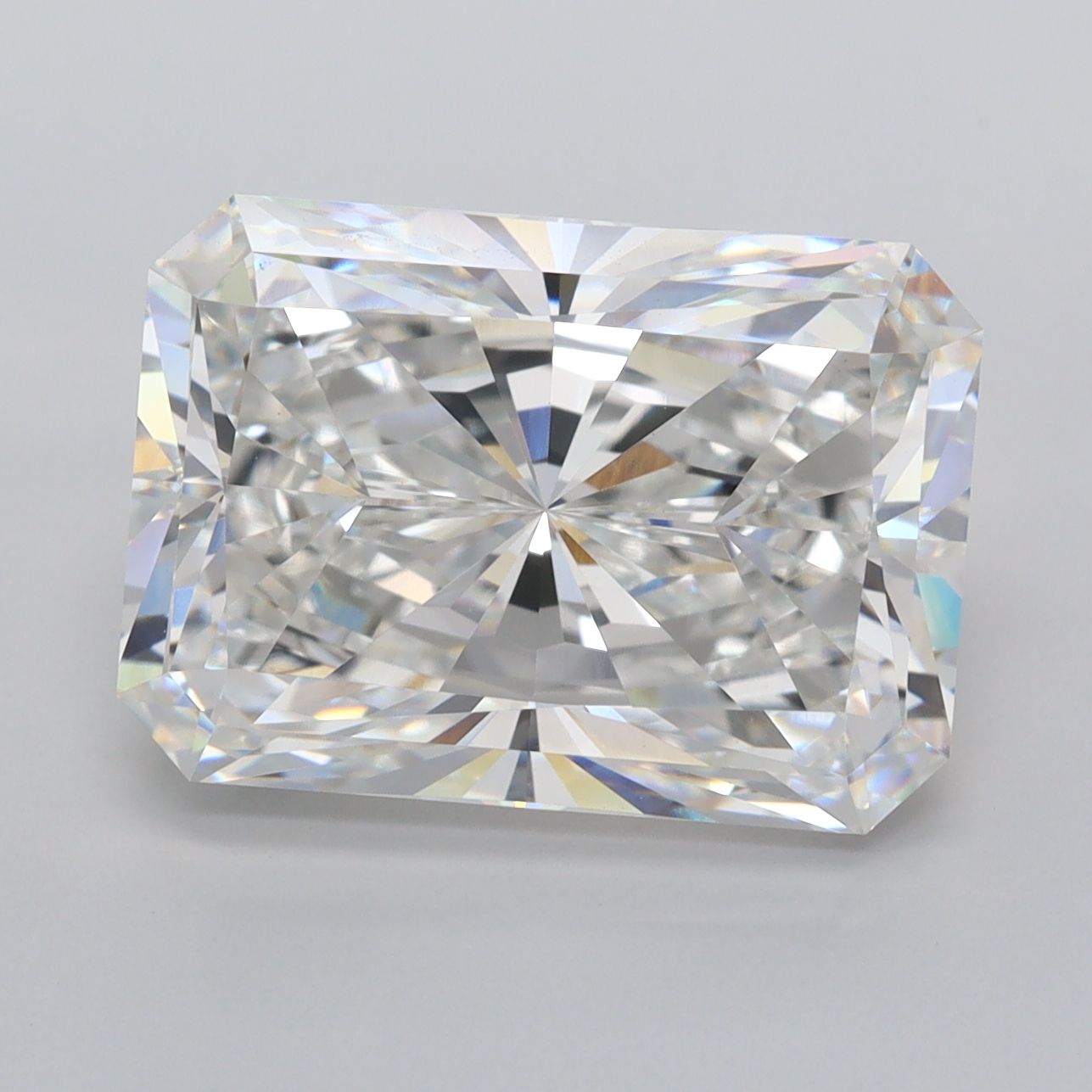 7.07 ct. radiant Lab Grown Diamond front image