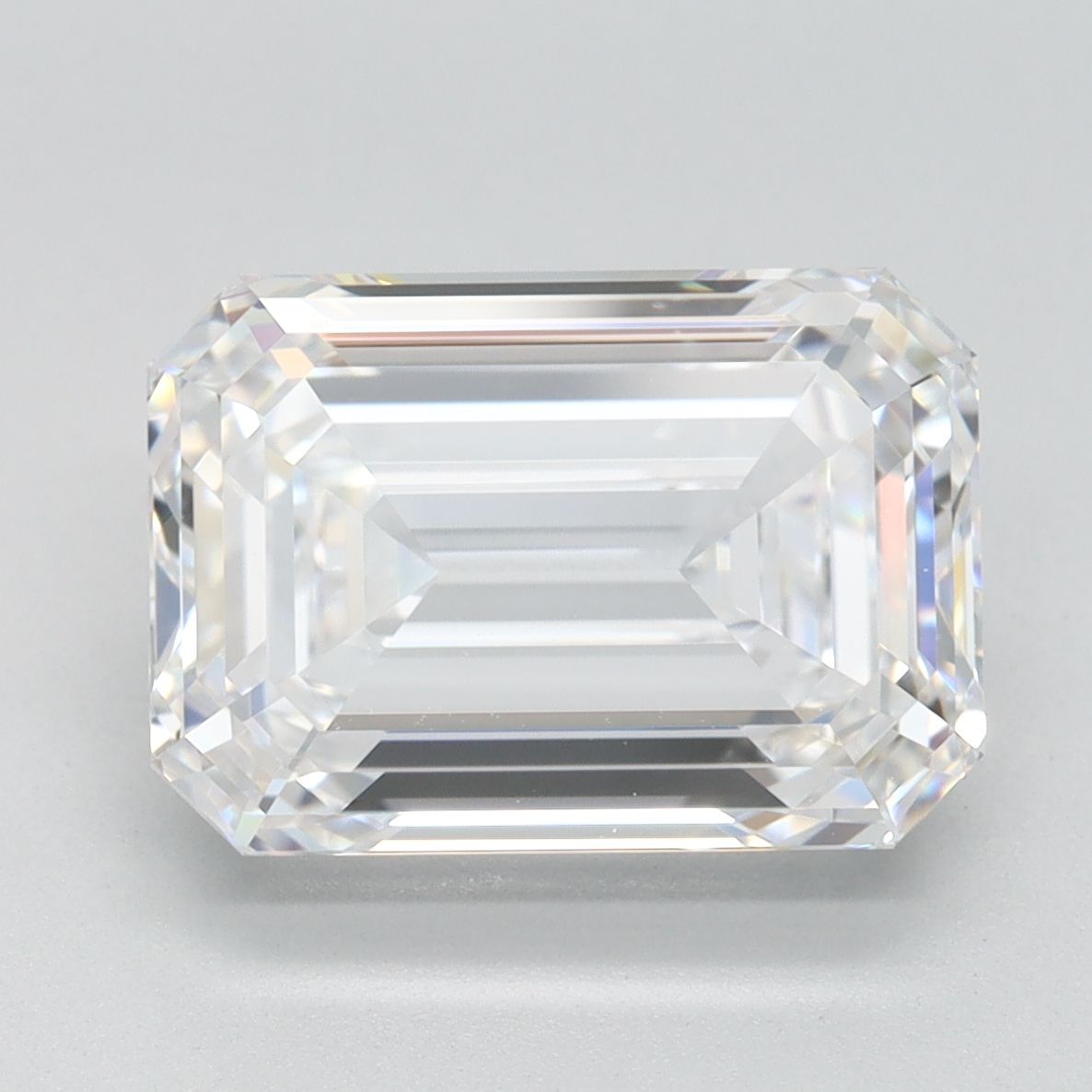 4.00 ct. emerald Lab Grown Diamond front image