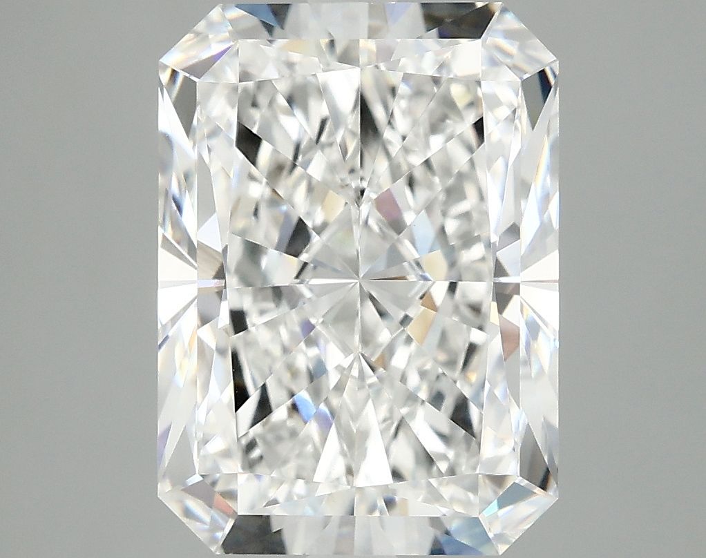 4.96 ct. radiant Lab Grown Diamond front image