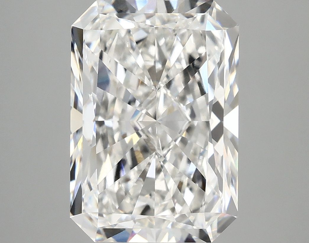 4.94 ct. radiant Lab Grown Diamond front image