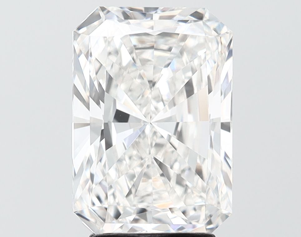 3.52 ct. radiant Lab Grown Diamond front image