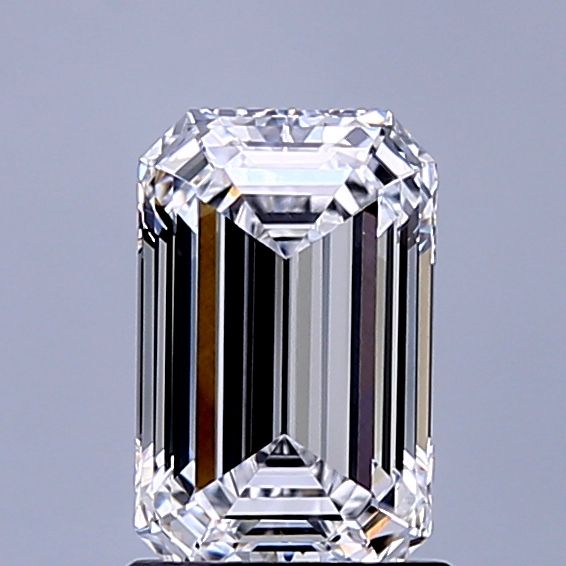 1.53 ct. emerald Lab Grown Diamond front image