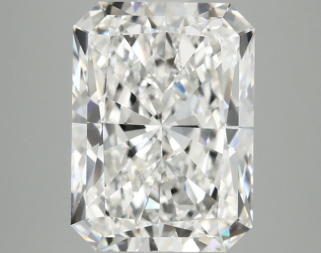 5.04 ct. radiant Lab Grown Diamond front image