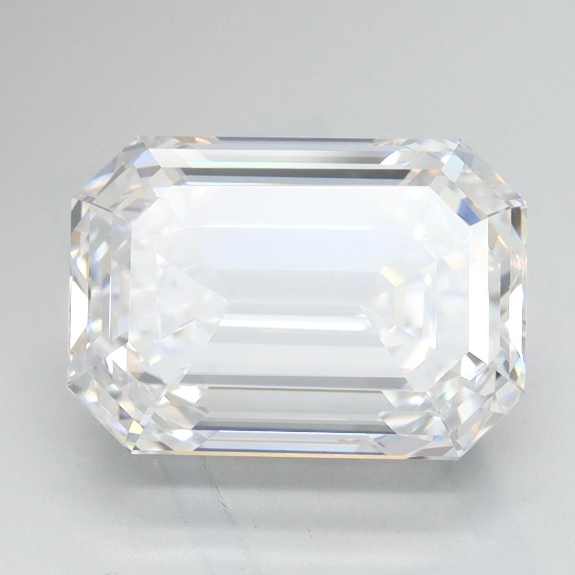 4.45 ct. emerald Lab Grown Diamond front image