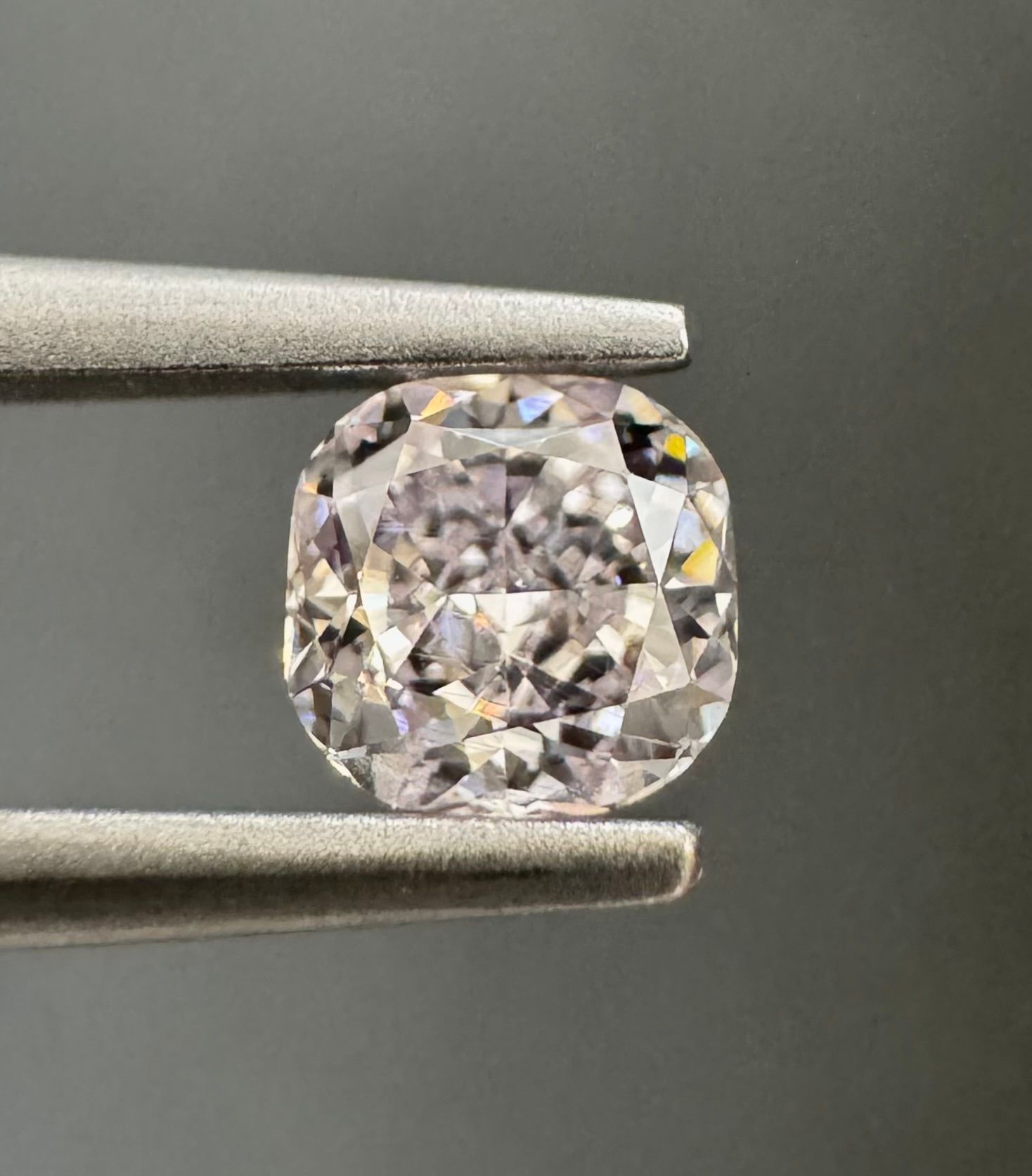 0.33 Carat Cushion brilliant Diamond Very Light Pink VS2