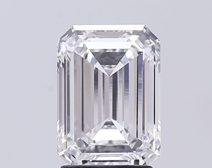 2.52 ct. emerald Lab Grown Diamond front image