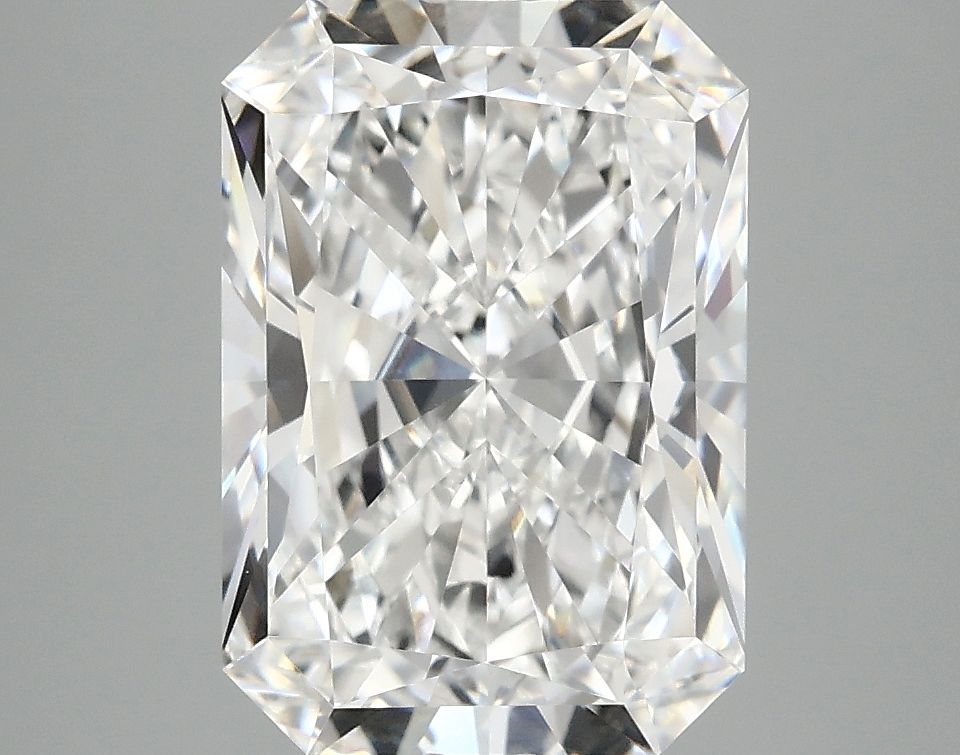 4.05 ct. radiant Lab Grown Diamond front image
