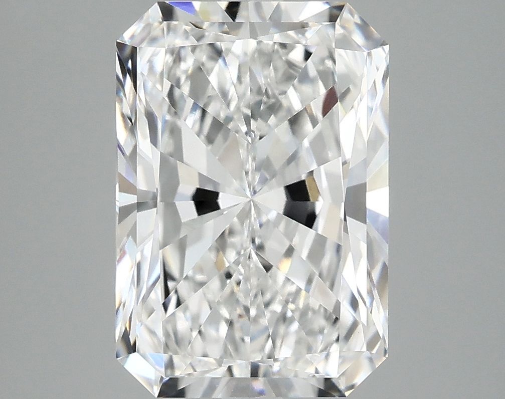 4.13 ct. radiant Lab Grown Diamond front image