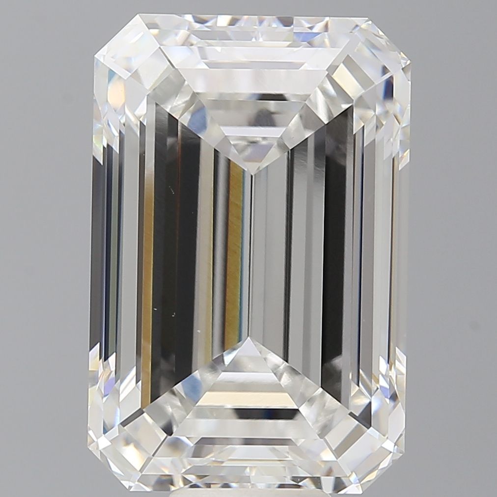 14.58 ct. emerald Lab Grown Diamond front image