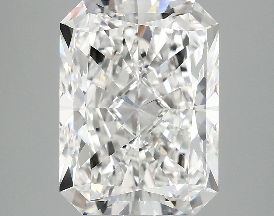 3.90 ct. radiant Lab Grown Diamond front image